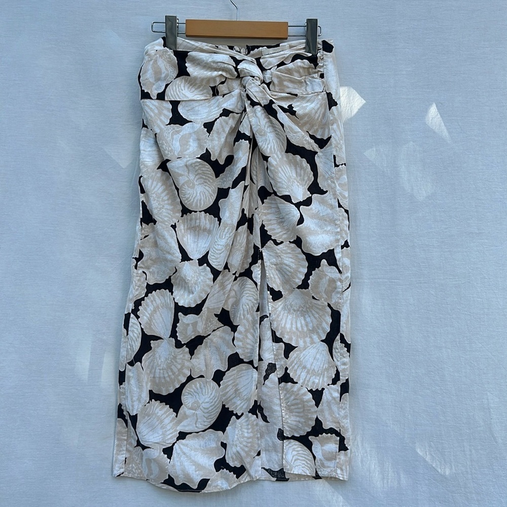 H&M Linen Blend Seashell Print Skirt